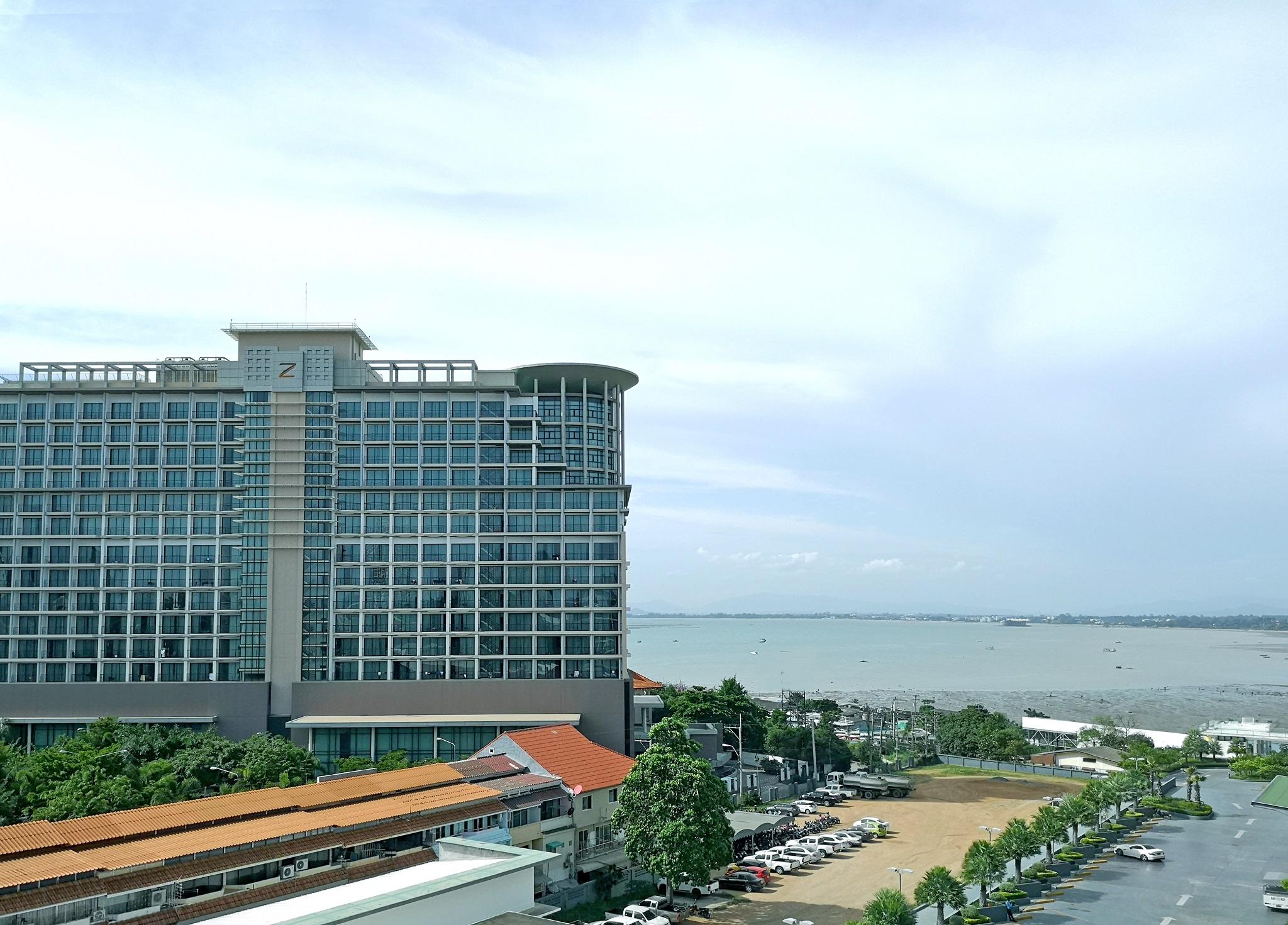 Hotel TSix5 Quarter Pattaya Exterior foto