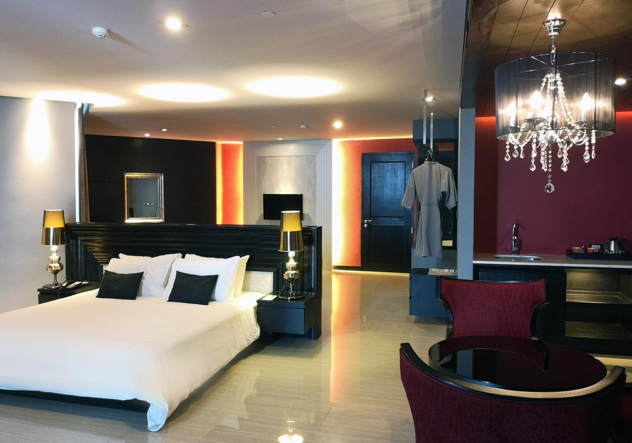 Hotel TSix5 Quarter Pattaya Exterior foto