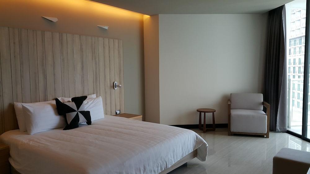 Hotel TSix5 Quarter Pattaya Exterior foto
